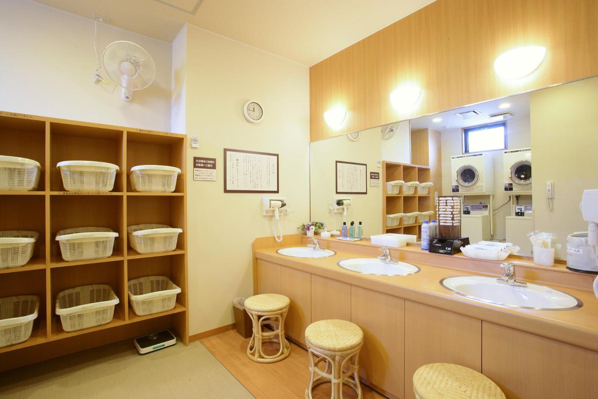 Hotel Route-Inn Fujieda-Eki Kita Экстерьер фото